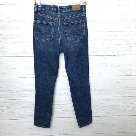 American Eagle Women's Mom Jeans High Rise Distressed size 2 inseam 27" - Picture 11 of 12